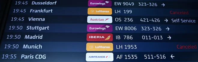 Lufthansa ima vedno več težav. FOTO: Annegret Hilse/Reuters
