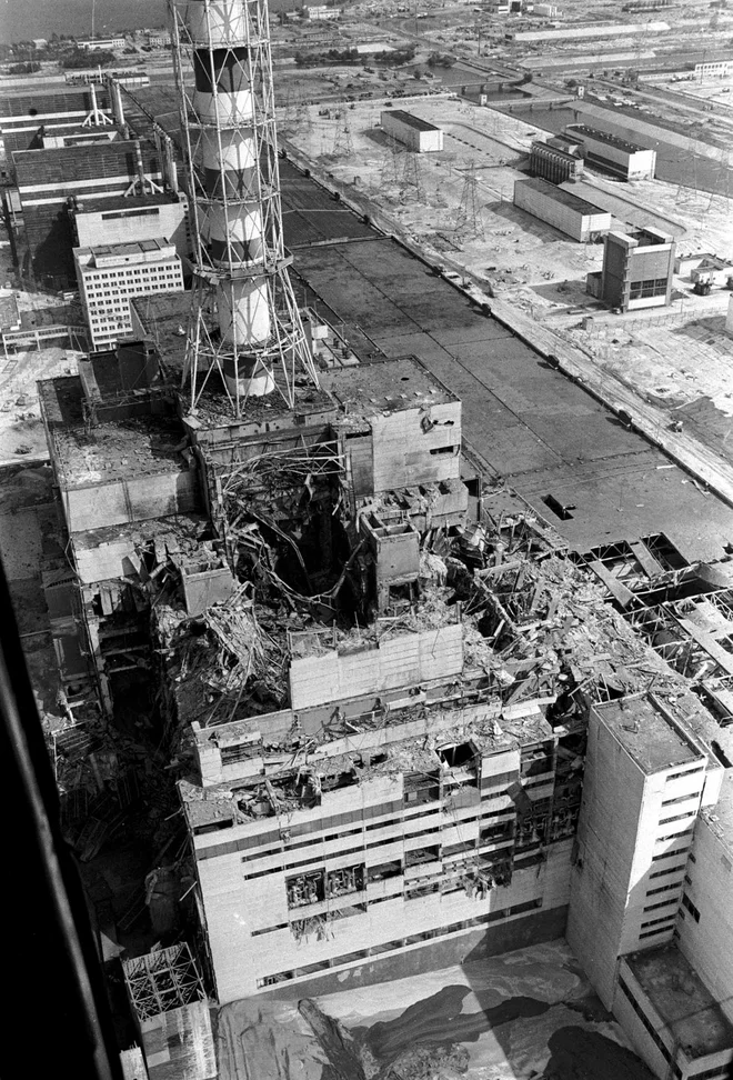 Uničeni 4. blok jedrske elektrarne FOTO: Vladimir Repik/Afp