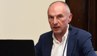 Šabeder odstopil kot direktor enega zdravstvenega doma, zdaj svetuje drugemu