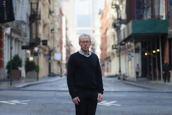 Paul Vidich na eni od newyorških ulic v četrti Soho. FOTO: osebni arhiv