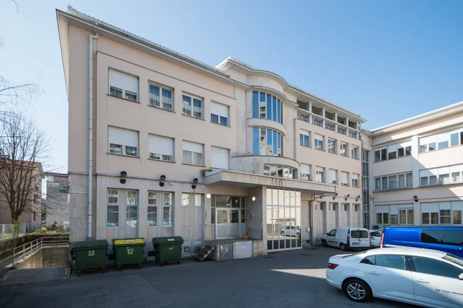 Poslovna stavba Nova Gorica FOTO: Anže Petkovšek