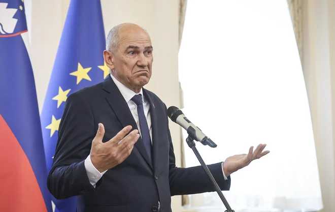 Do izteka roka 19. maja je ob uspešno zaključenih pogajanjih v DZ pričakovati kandidaturo Janeza Janše. FOTO: Jože Suhadolnik