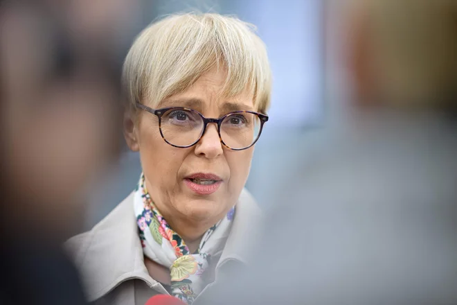 Predsednica Nataša Pirc Musar je pomanjkanje šolskega predmeta računalniška pismenost opisala kot katastrofo. FOTO: Jure Makovec Afp