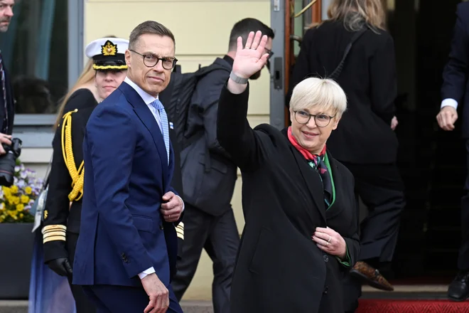 Nataša Pirc Musar je bila včeraj na obisku pri finskem predsedniku Alexandru Stubbu. FOTO: Markku Ulander/Reuters