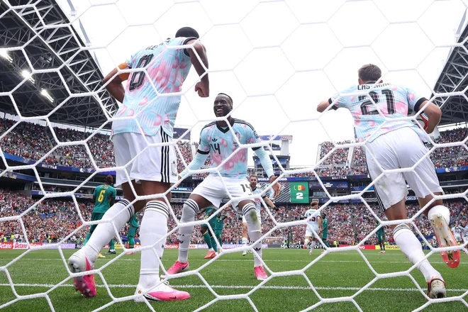 Belgijci so med 16. FOTO: Alex Grimm/AFP