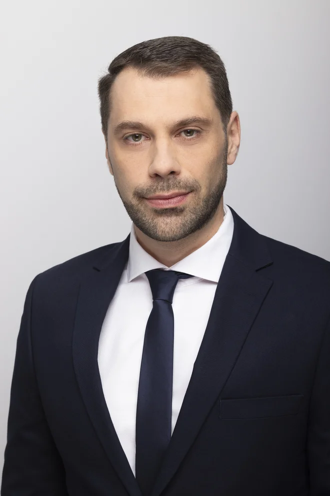 Bojan Ilijanić, direktor sektorja prodaje in marketinga v družbi Sava Infond. Foto Boštjan Lah