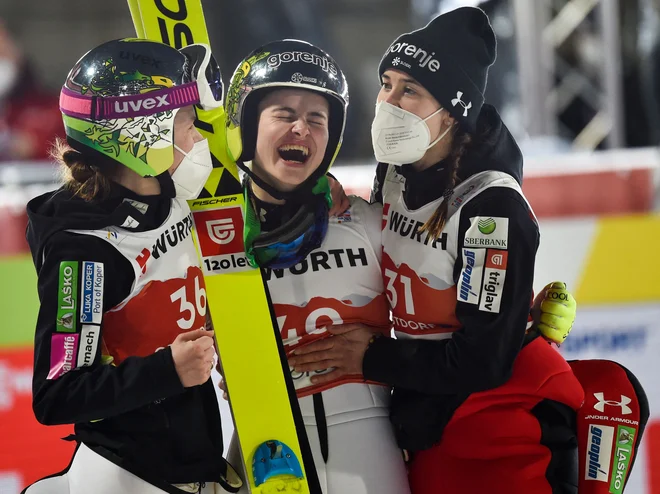 Slovenski športniki in športnice so na nordijskem SP leta 2021 v Oberstdorfu osvojili kar šest kolajn. FOTO: Christof Stache/AFP
