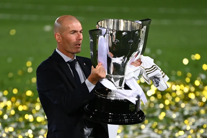 Zidane je med letoma 2016 in 2021 kraljevemu klubu prinesel kar enajst lovorik. FOTO: Gabriel Bouys/Afp