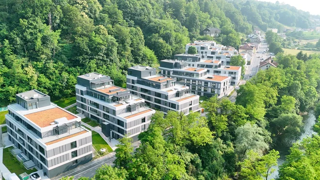 Devana Park II je moderno zasnovana z veliko zelenih površin, kar omogoča prijetno bivanje v bližini narave. FOTO: Stoja Trade