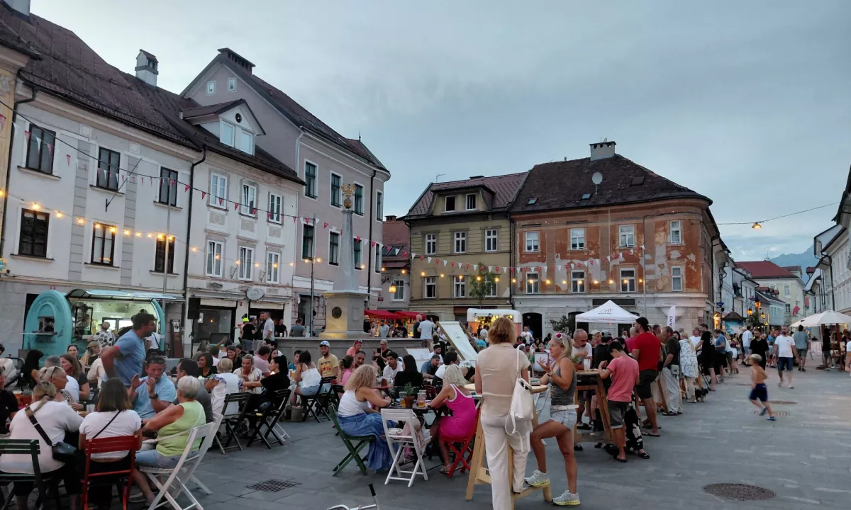 Kam na osvežitev? Zelena luč kranjskih kopališč