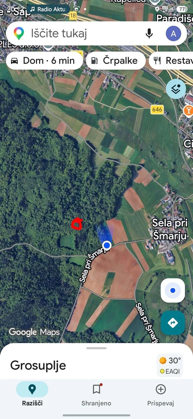 Z rdečo piko je označen kraj, kjer je sprehajalec srečal medveda. FOTO: Fb