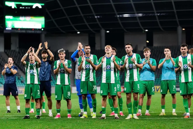 Nogometaši Olimpije so na startu sezone razjezili navijače. FOTO: NK Olimpija