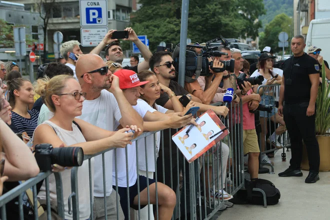 Vzel si je čas tudi za oboževalce. FOTO: Dejan Javornik
