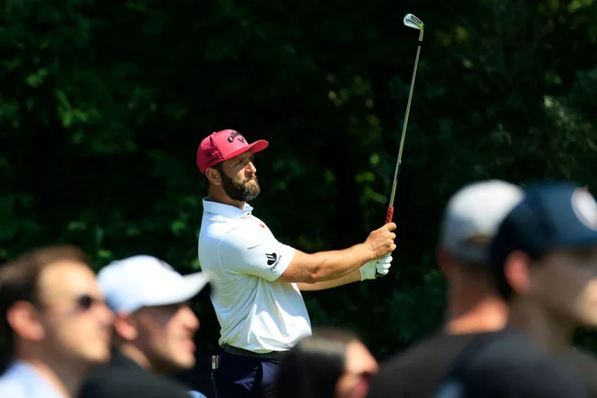 Jon Rahm zmaguje tudi v ekipni konkurenci z moštvom Legion XIII. FOTO: Justin Casterline/AFP