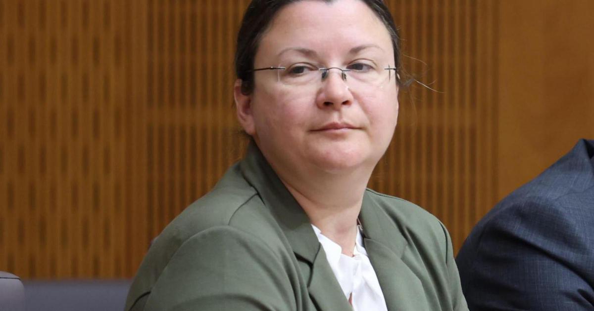 Kokot o zgražanju glede njenega vprašanja: Popolnoma ste nerazgledani!