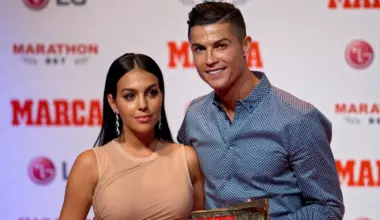 Nogometni zvezdnik Cristiano Ronaldo se je skrivaj poročil