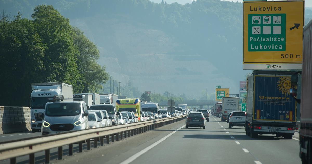 Najhujši vikend je tu, zastoji po vsej Sloveniji
