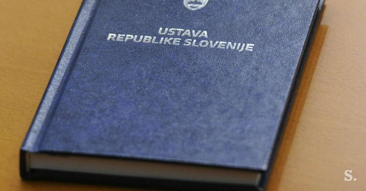 Za ustavo za prvošolčke in dijake bo ministrstvo odštelo okoli 17 tisoč evrov