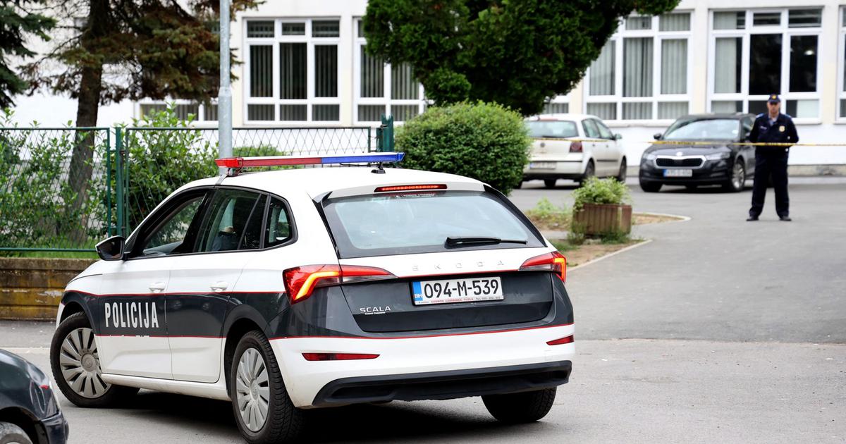 Groza na šolskem dvorišču: Najstnica zabodla dve dekleti