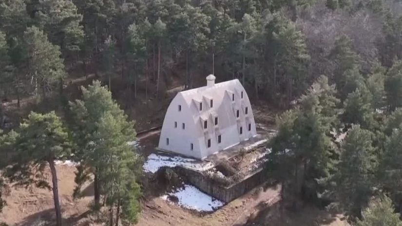 Koniec 100-ročnej záhady v lesoch: Španielsko odhalilo nové dielo Gaudího - Cestovný ruch - Cestovanie