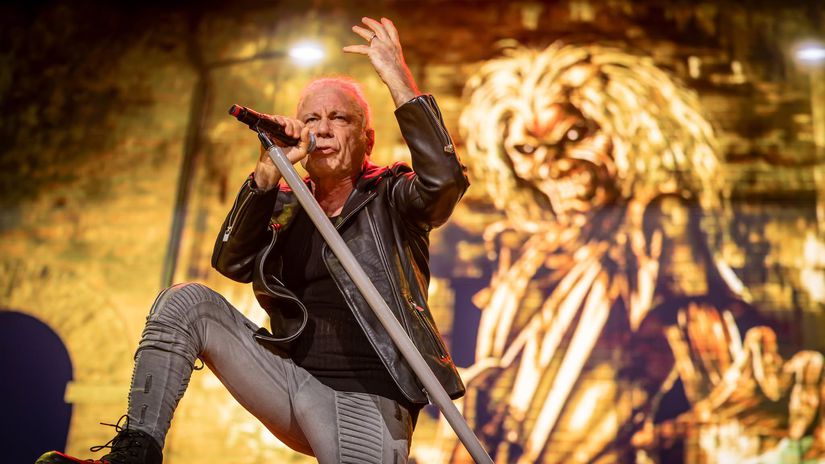 Iron Maiden v Bratislave odohnali dážď a predviedli epické metalové divadlo - Hudba - Kultúra