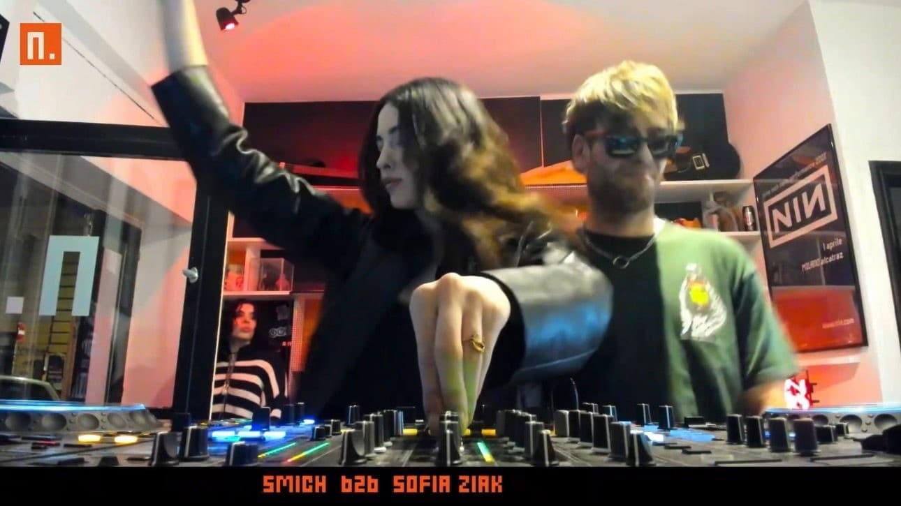 Z móla rovno za DJ pult
