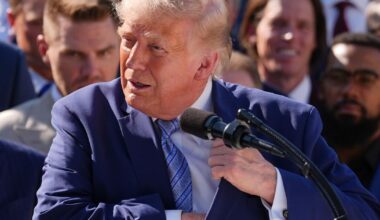Trump vystríhal Rusko a Čínu pred poskytovaním zbraní Iránu