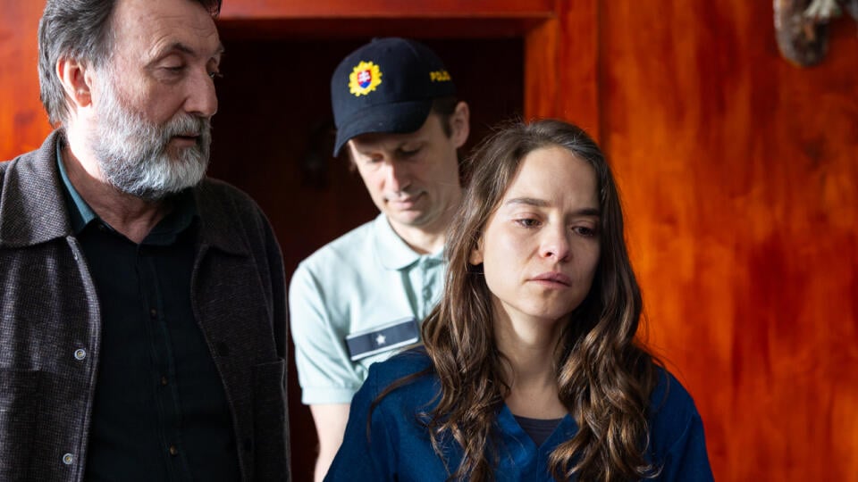 Na Markízu prichádza nový seriál Hriech, ktorý je adaptáciou netflixovského hitu The Sinner. V hlavných úlohách Kristína Svarinská a Ady Hajdu.