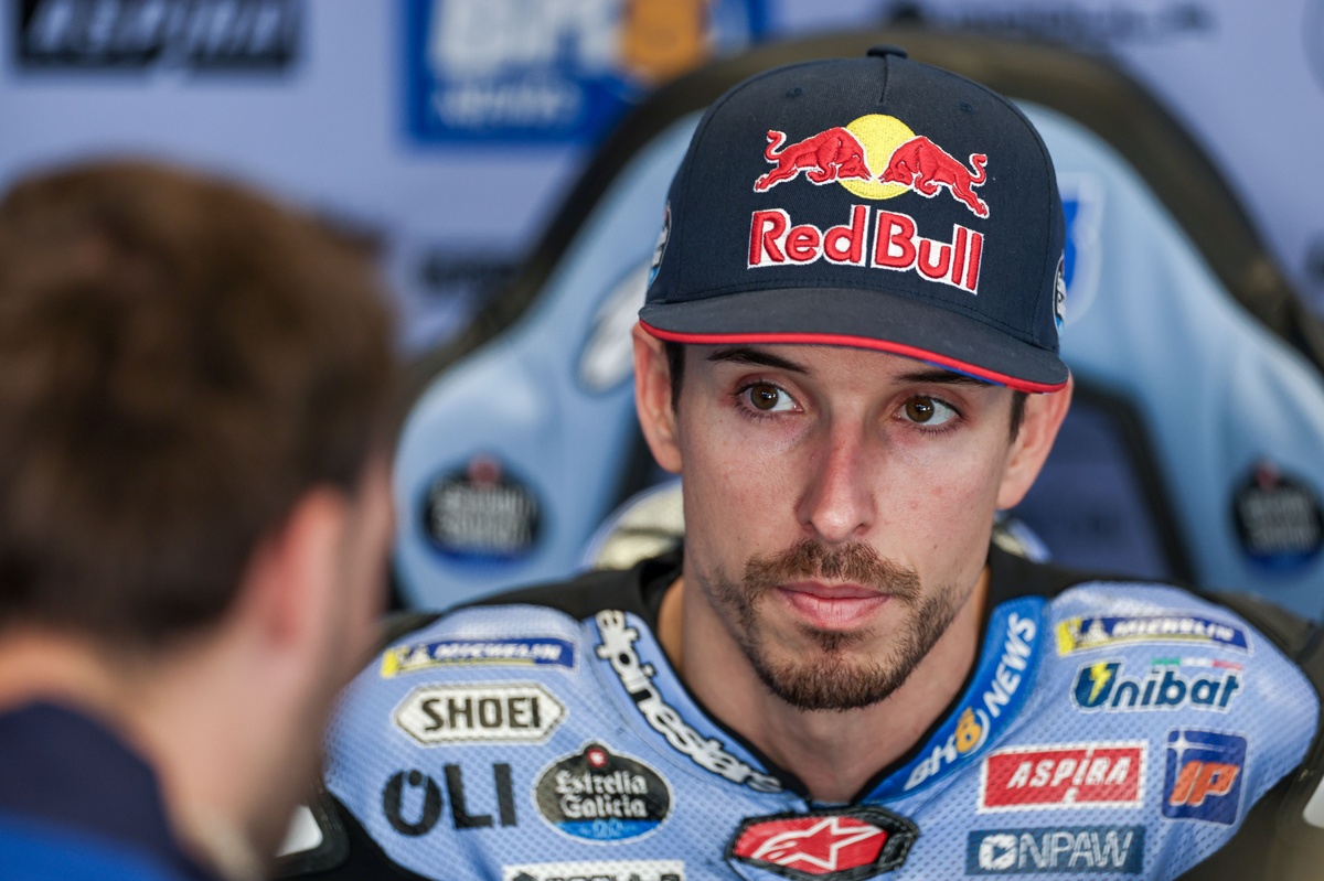 Alex Marquez to miss next two MotoGP rounds after Barcelona crash