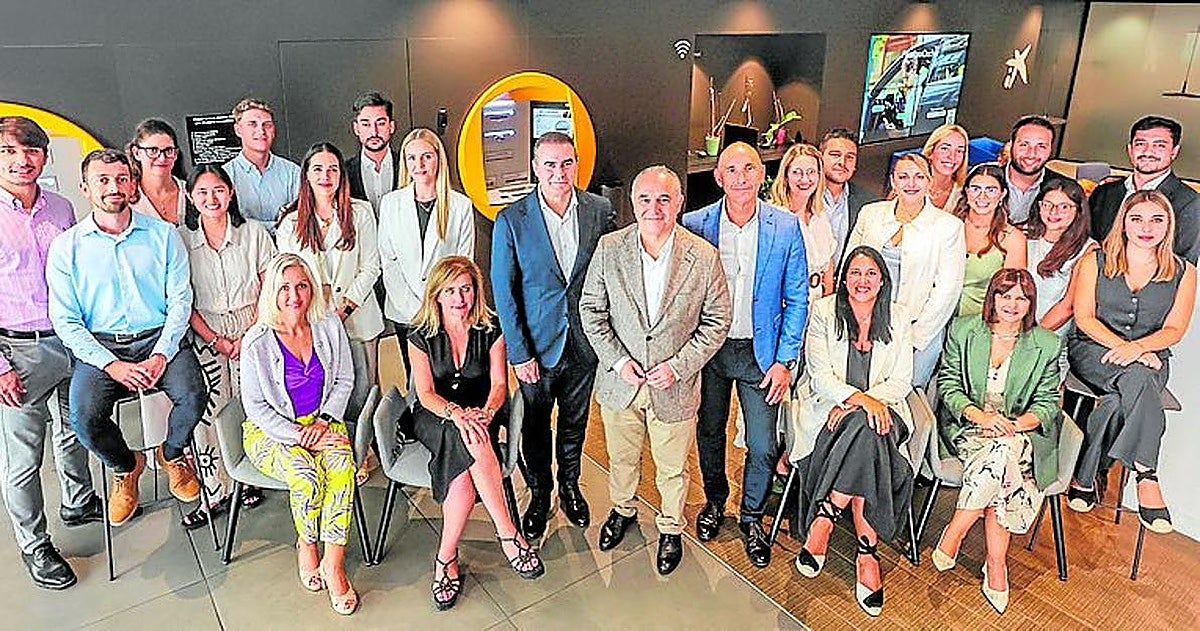 CaixaBank, leading bank in Spain, reinforces its services for international clients with a new remote assistance centre in Malaga