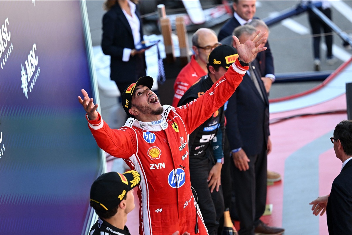 Nico Rosberg backs Lewis Hamilton momentum after "historic" Barcelona F1 win