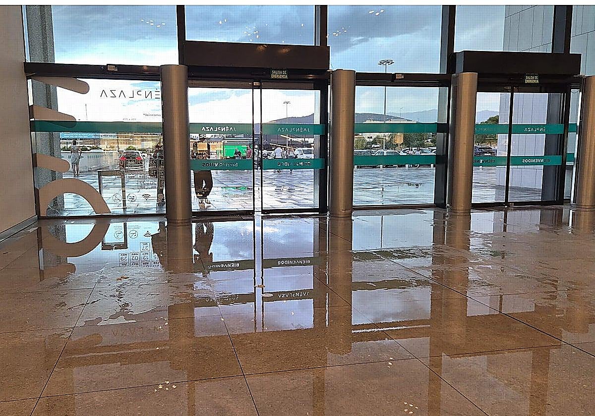 Torrential rain and hail cause widespread flooding in southern Spain's Jaén