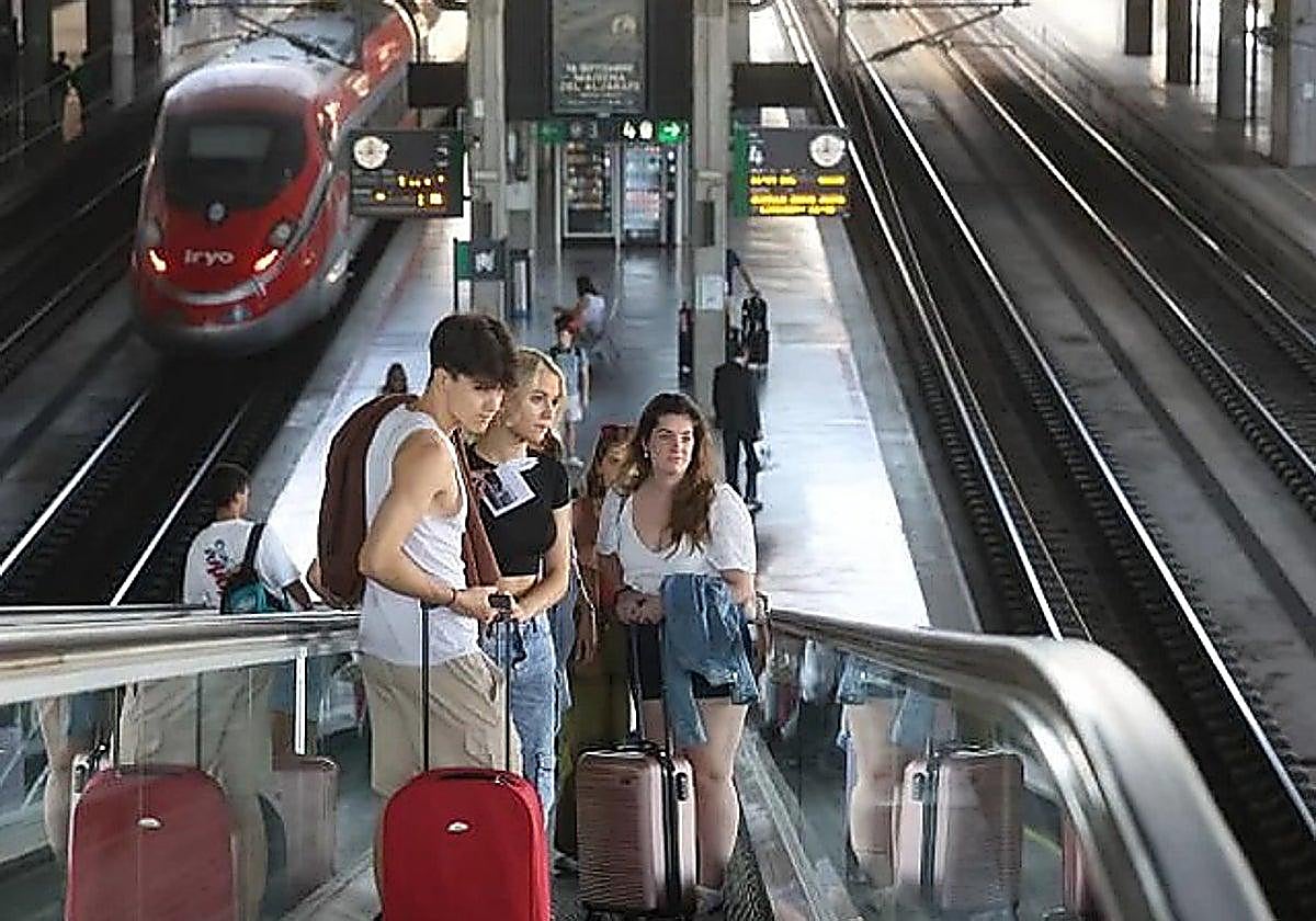 Verano Joven 2026: eligibility criteria, deadlines and how to apply for discounts of up to 90% on travel this summer