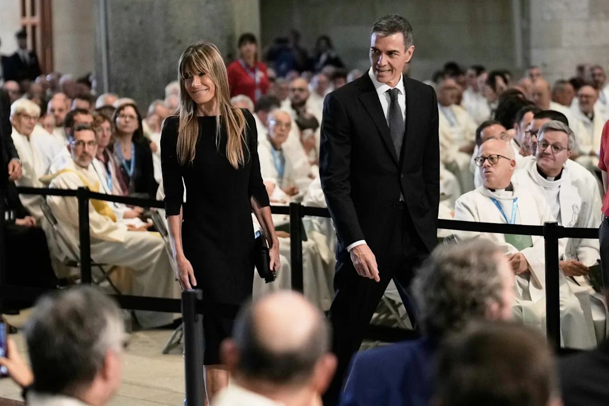 Spain PM’s wife faces corruption trial, barred from leaving country