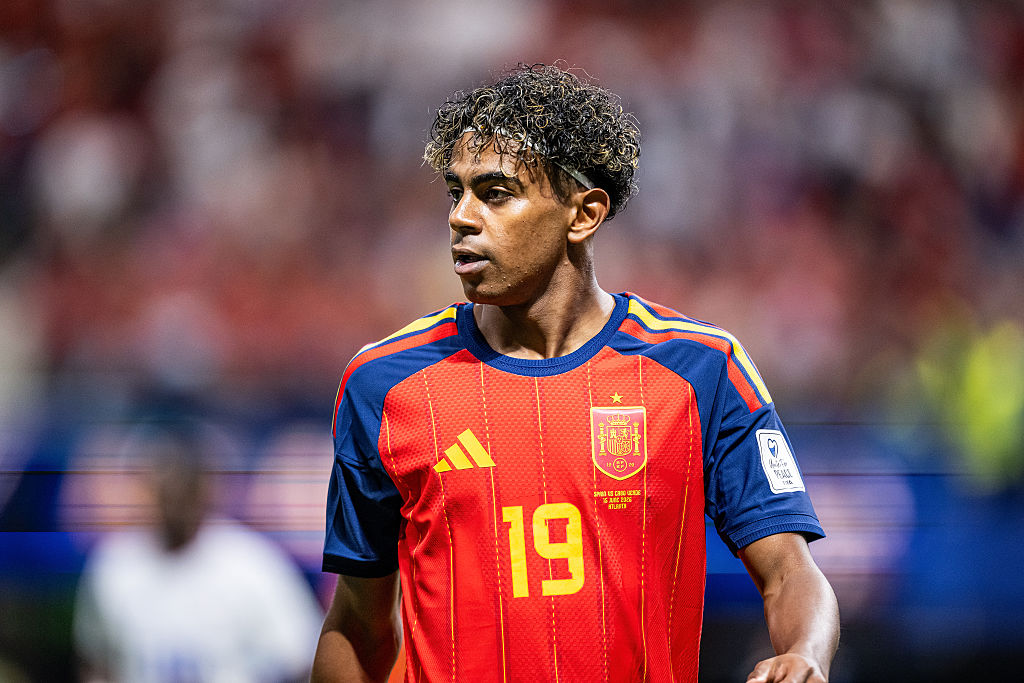 ATLANTA, GEORGIA - JUNE 15: Lamine Yamal of Spain looks on during the FIFA World Cup 2026 Group H match between Spain and Cabo Verde at Atlanta Stadium on June 15, 2026 in Atlanta, Georgia. (Photo by Marvin Ibo Guengoer - GES Sportfoto/Getty Images)