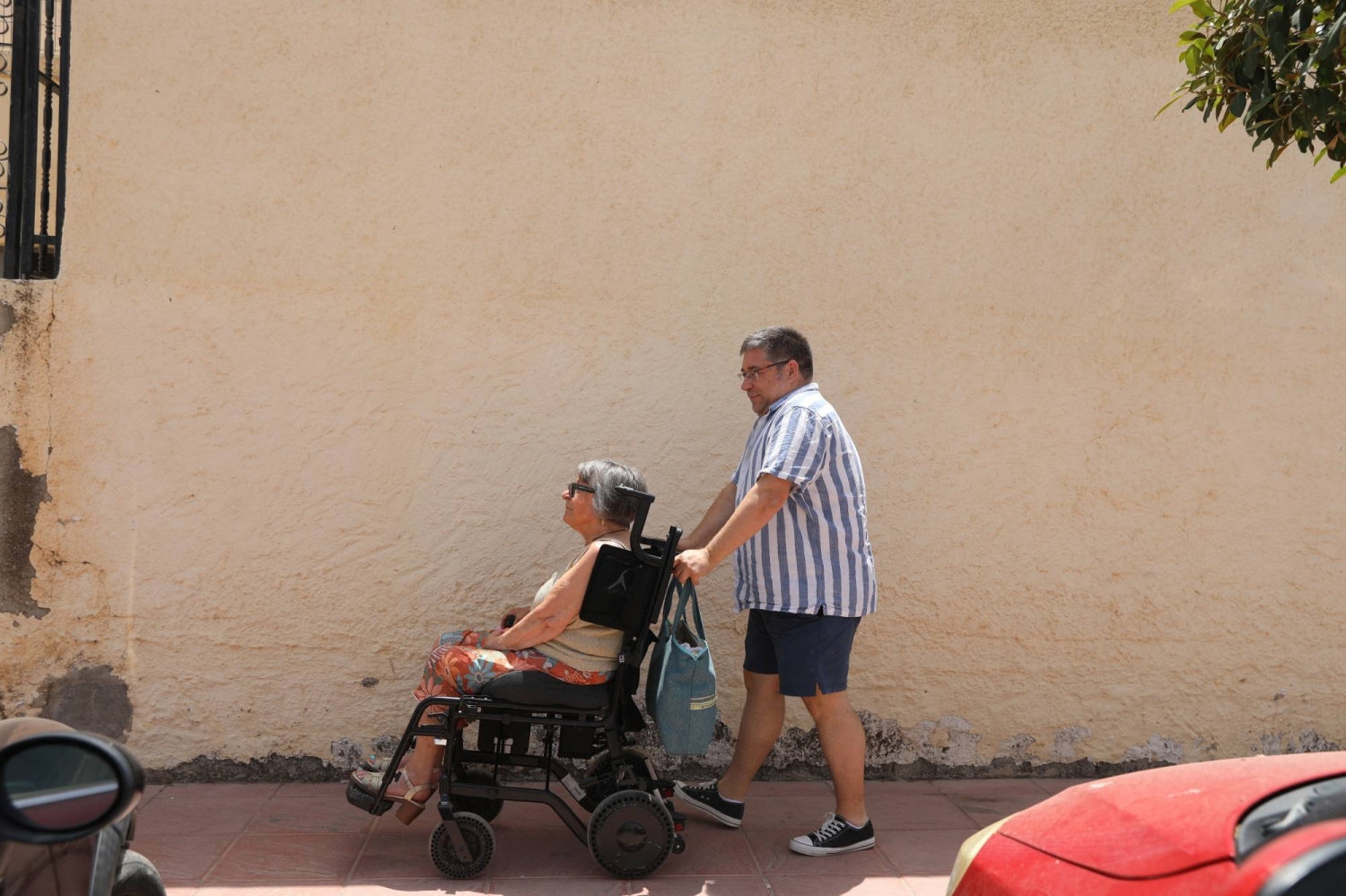 In Spain, elderly U.K. expats struggle for care post-Brexit