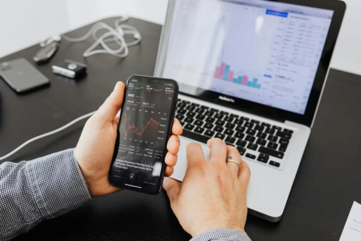 Is Banco Santander, S.A. (SAN) A Good Stock To Buy Now?