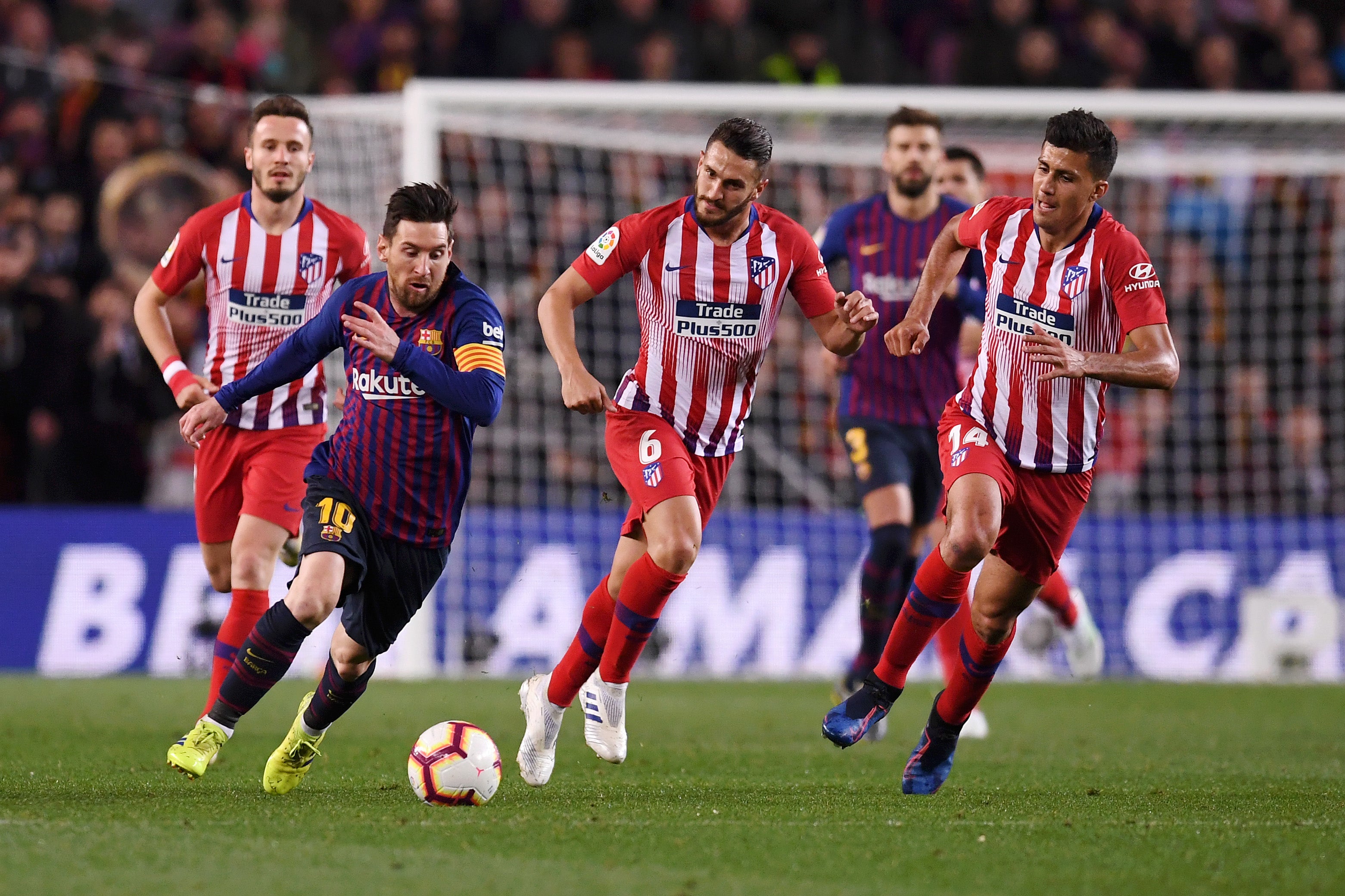 Lionel Messi up against Rodri during their time at Barcelona and Atletico Madrid respectively