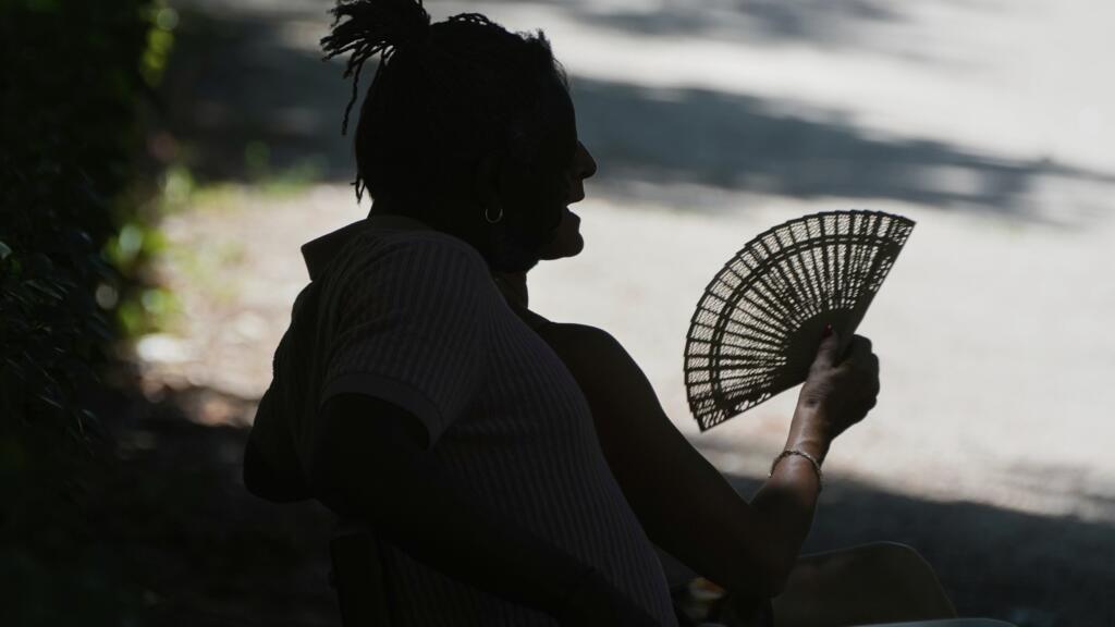 What can France learn from Spain's heatwave protection for workers?