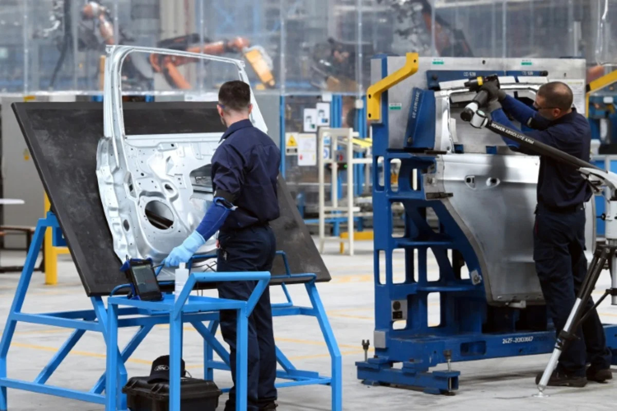 Ford and Geely to form joint venture at struggling Spain plant