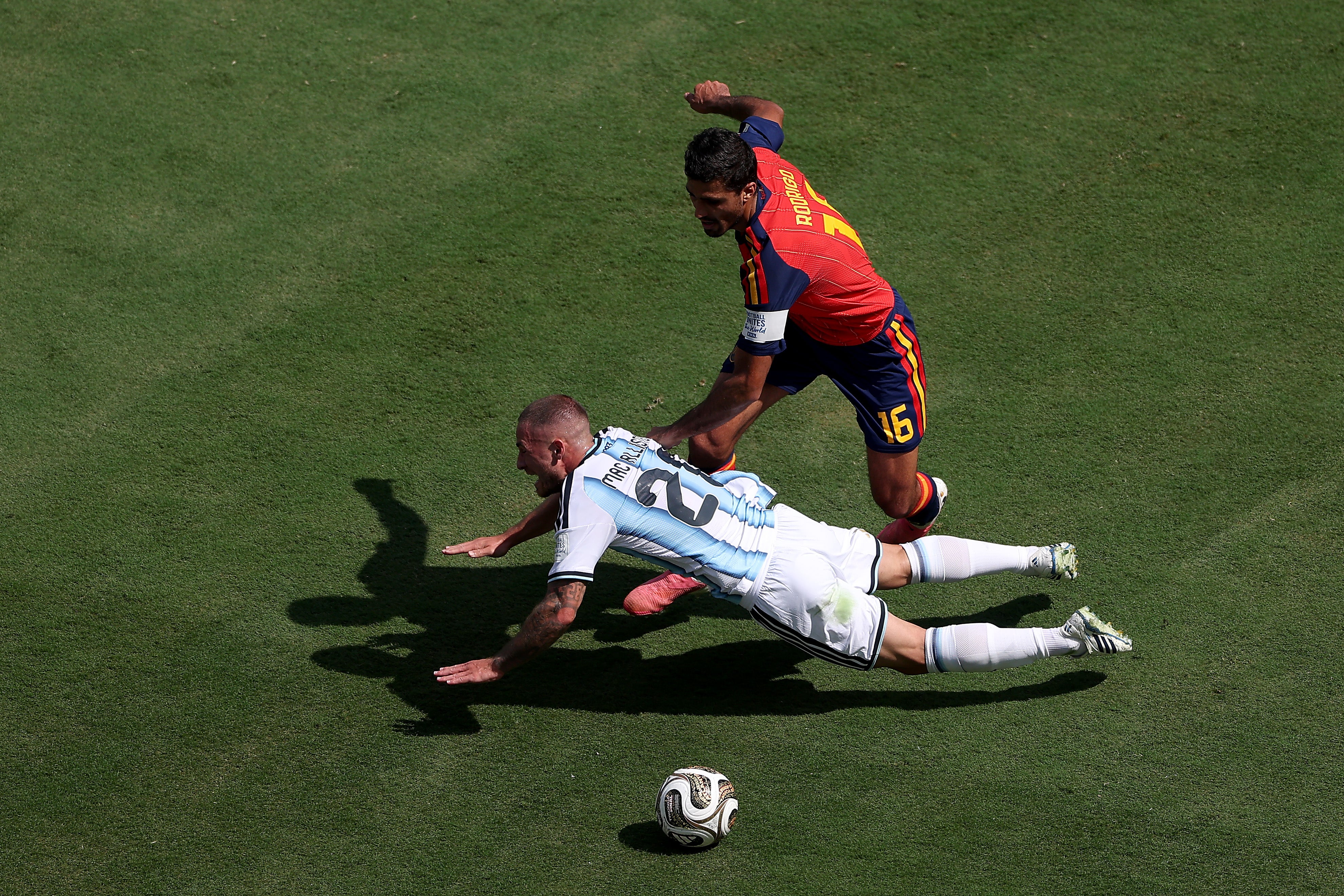 Argentina and Spain played out a goalless first half in New Jersey