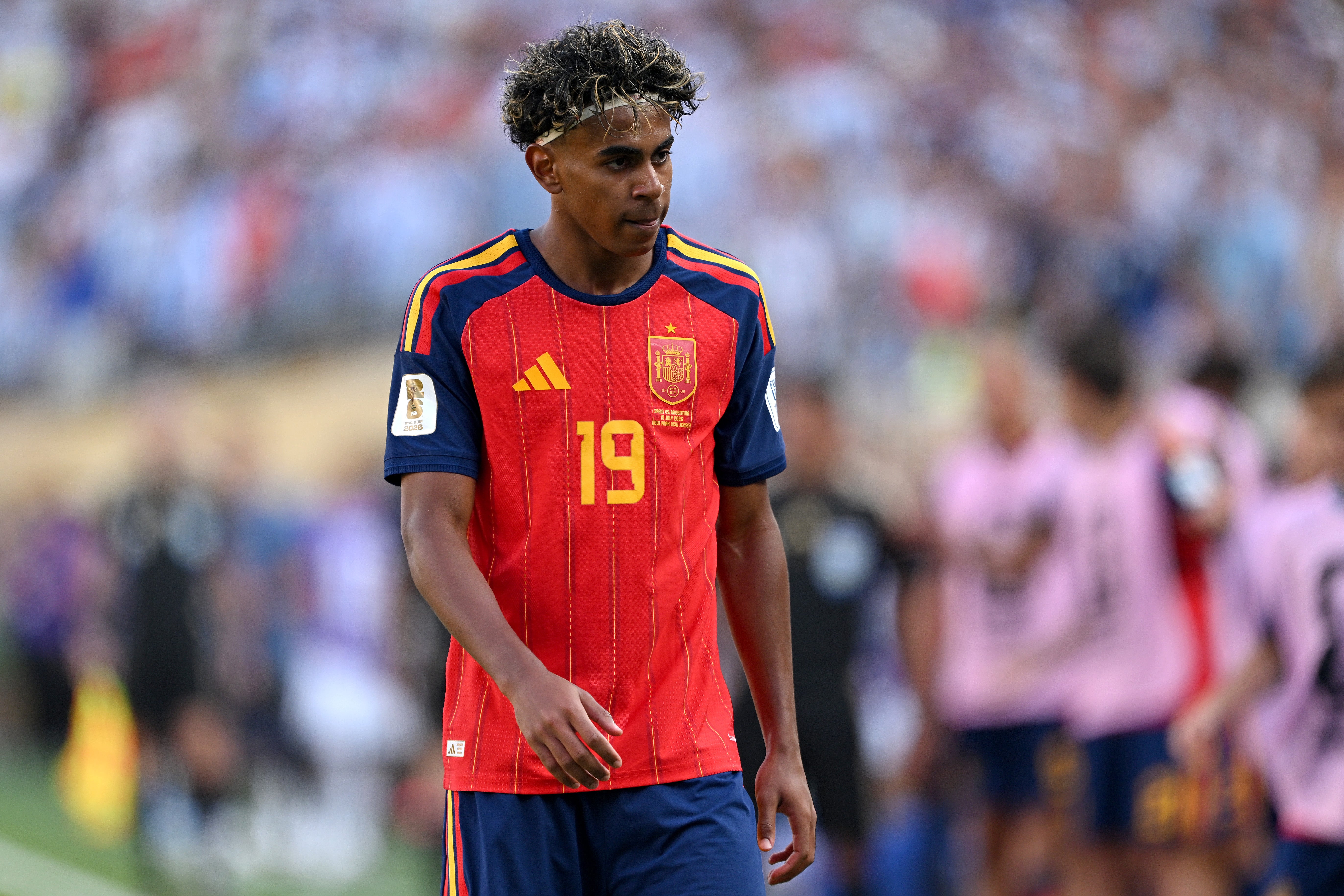 Yamal found himself frustrated as the Argentina defence doubled up on him