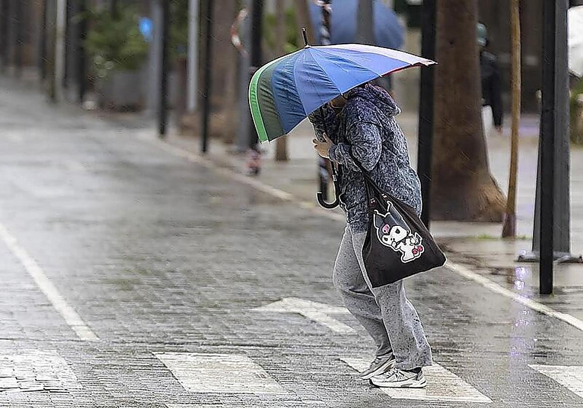 Northern Spain and Valencia face severe storms as three atmospheric troughs approach
