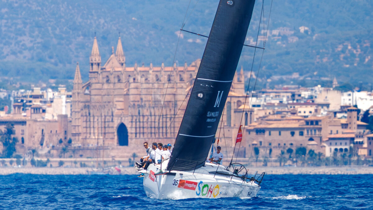 Mapfre King's Cup: Set-up Day and Free Practice