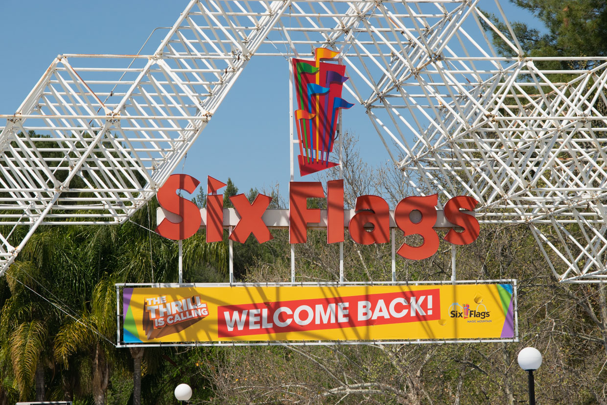 Valencia Power Outage Delays Opening Of Six Flags Magic Mountain