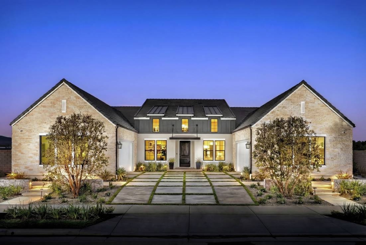 Toll Brothers Announces Final Opportunity to Own a Luxury Home in the Bella Terra Collection at Tesoro Highlands in Valencia, California