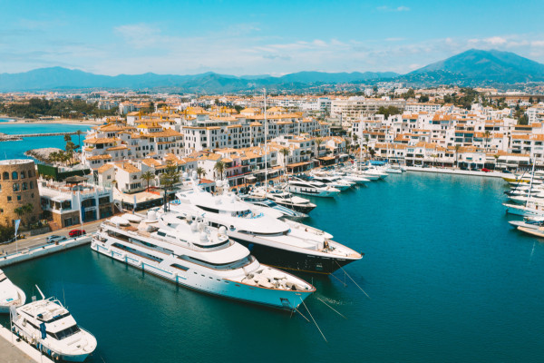 Spain wins over luxury tourism: favourite destinations  