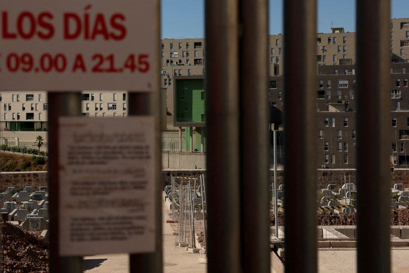 Spain rejects discussing sovereignty of enclaves with Morocco