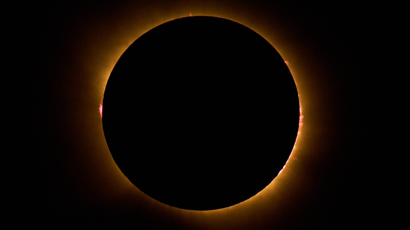 2026 eclipse: Millions crowd Spanish cities to see country's first total solar eclipse in over a century