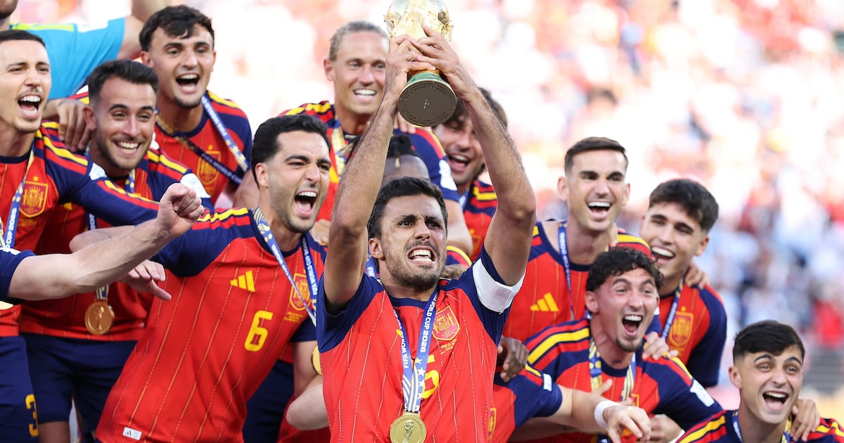 Maresca says 'anything can happen' as rumours of Rodri move to Barcelona intensify